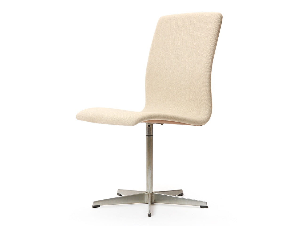 'Oxford' Chair by Arne Jacobsen for Fritz Hansen