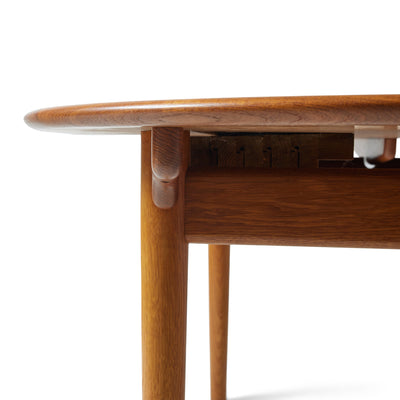 Oval Extension Table by Hans J. Wegner for Johannes Hansen