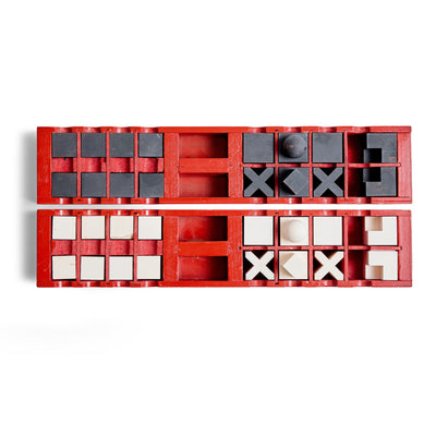 Minimalist Chess Set Attributed to Joseph Hartwig, 1924