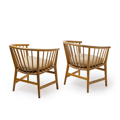 Pair of Spindle Back Ash Lounge Chairs by Hans J. Wegner for PP Møbler