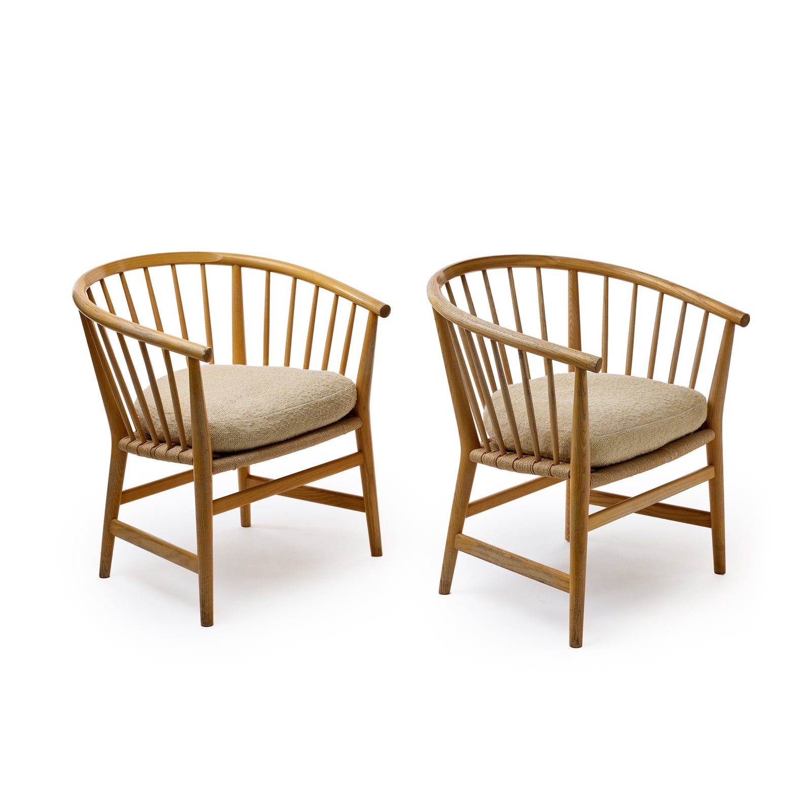 Pair of Spindle Back Ash Lounge Chairs by Hans J. Wegner for PP Møbler